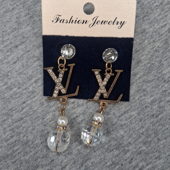 Gold Tone Fashion Earrings - Picture 8 of 8